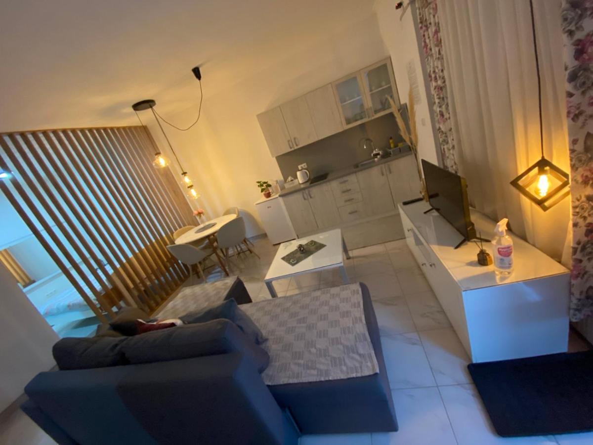 Appartement Deluxe à Tuzla Extérieur photo